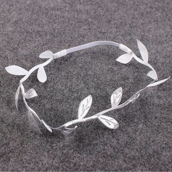 🩷 FREE WITH ANY PURCHASE White Angel Wings Silver Headband Baby Infant Photo - Picture 5 of 11